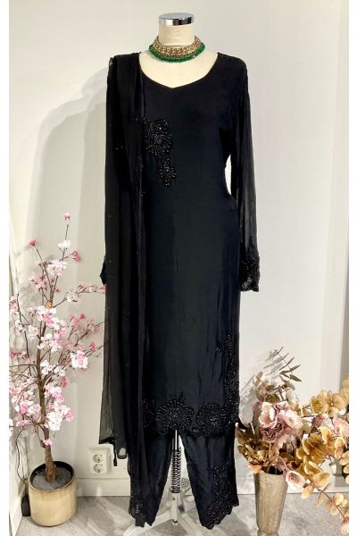 Black silk organza suit 